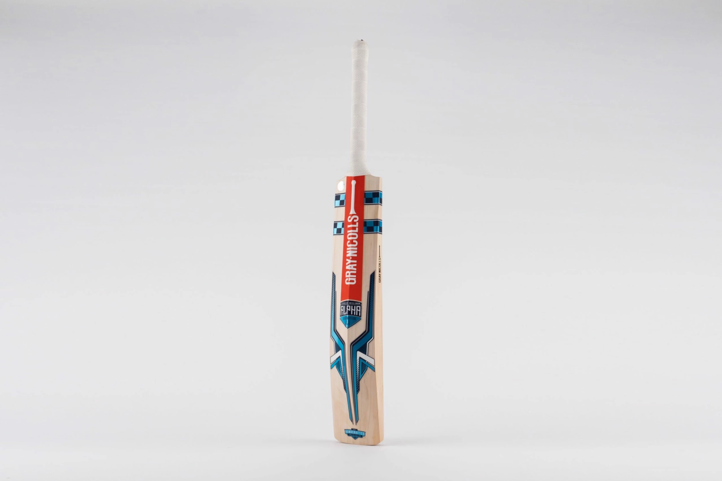 GRAY-NICOLLS Gray Nicolls Alpha 1.1 5* Lite Junior Cricket Bat 1 GRAY-NICOLLS Gray Nicolls Alpha 1.1 5* Lite Junior Cricket Bat
