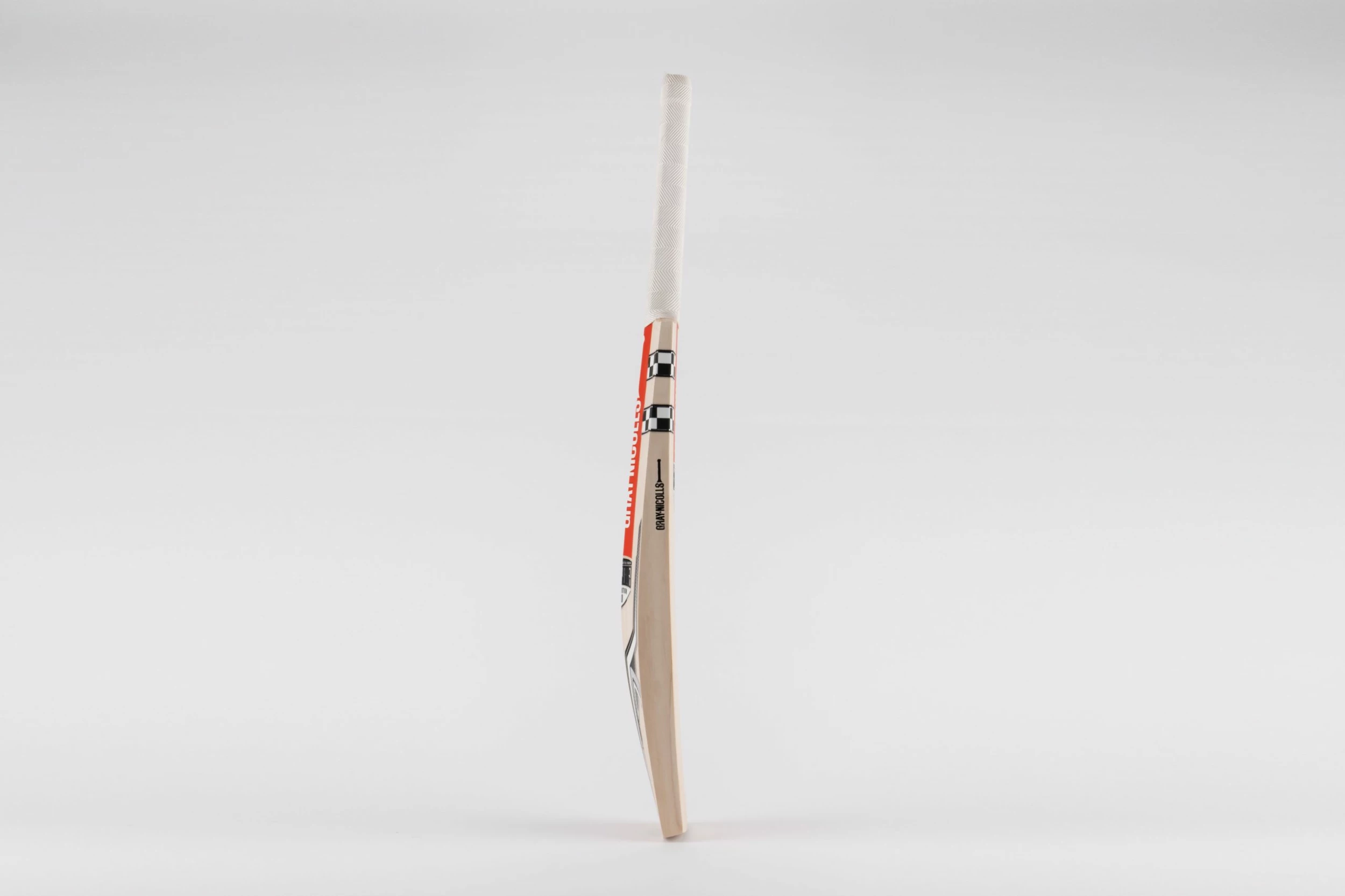 GRAY-NICOLLS Gray Nicolls Alpha 1.0 150 Junior Cricket Bat 2 GRAY-NICOLLS Gray Nicolls Alpha 1.0 150 Junior Cricket Bat - Image 2