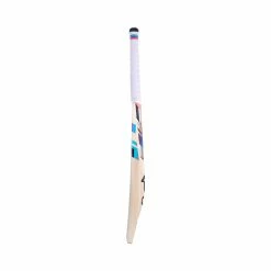 Kookaburra Aura 6.1 Senior Cricket Bat 9 Kookaburra Aura 6.1 Senior Cricket Bat -Gunn & Moore Shop 2A23416 Aura 6.1 Profile 2