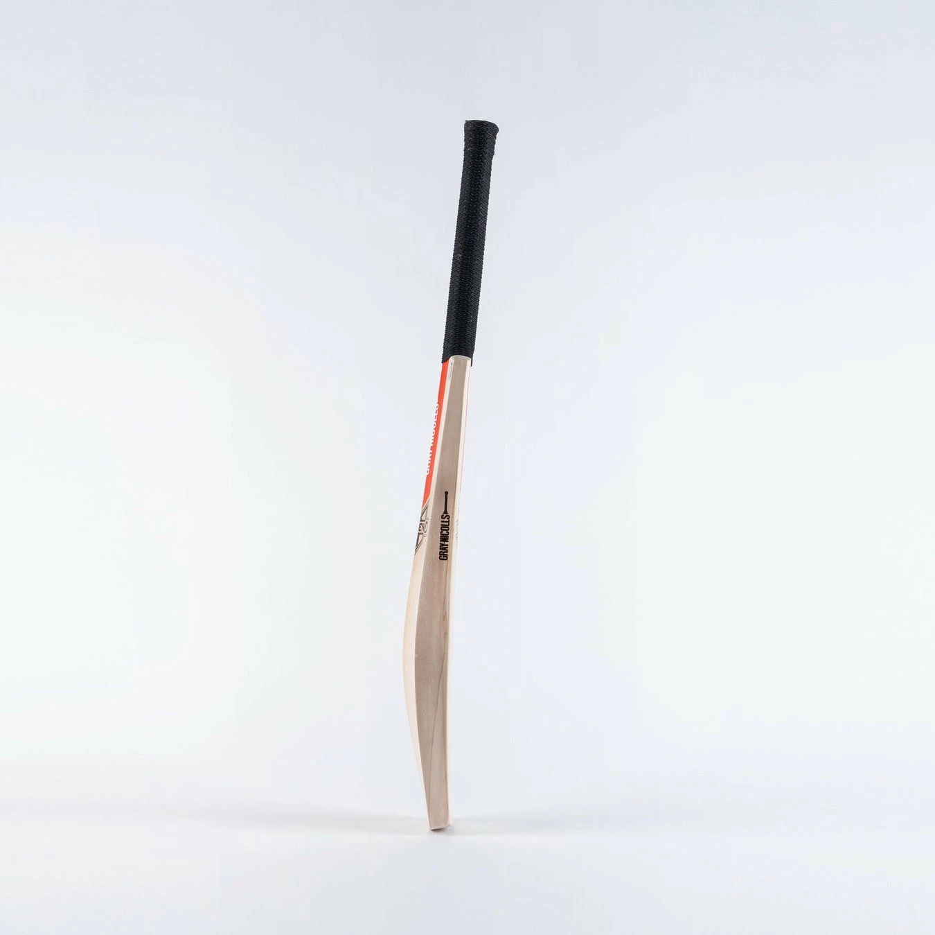 GRAY-NICOLLS Gray Nicolls Legend Junior Cricket Bat 2 GRAY-NICOLLS Gray Nicolls Legend Junior Cricket Bat - Image 2