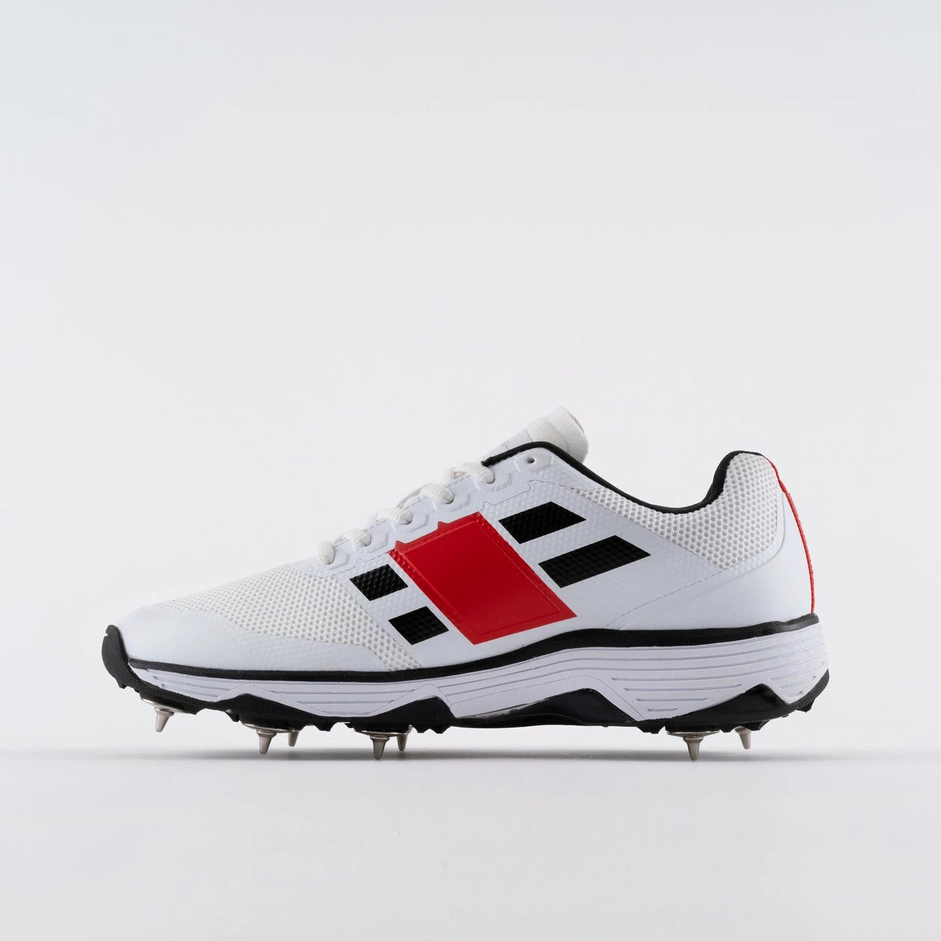 GRAY-NICOLLS Gray Nicolls Players 2.0 Cricket Spike Black 2 GRAY-NICOLLS Gray Nicolls Players 2.0 Cricket Spike Black - Image 2